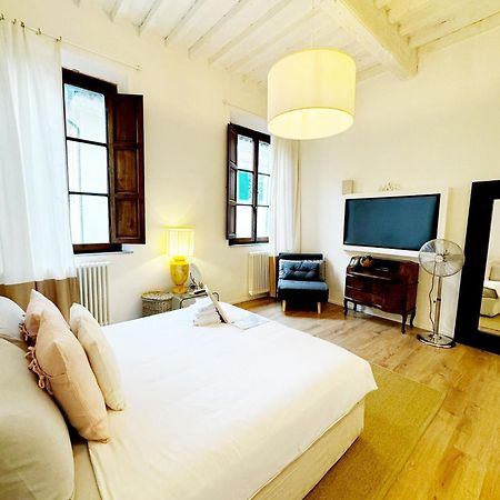 Boutique Room - Centro Storico 20 Min Da Firenze Empoli Zewnętrze zdjęcie